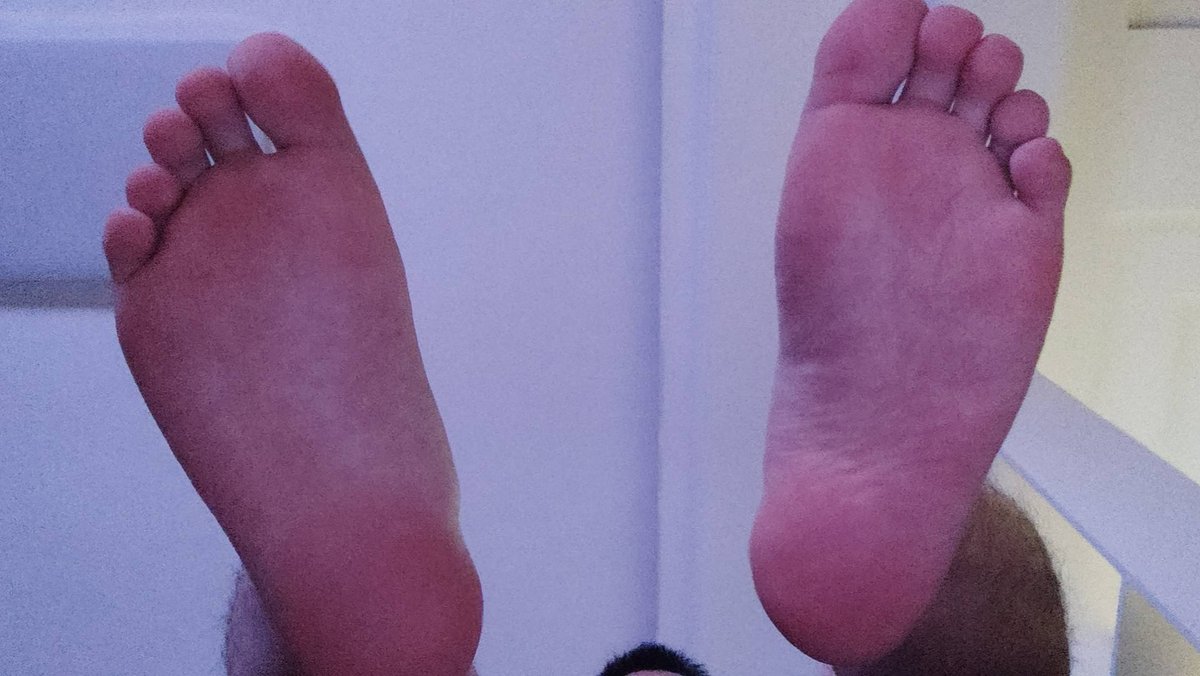 DearMatt0521's tweet photo. 想舔哪儿🤔
🖐🏻️ https://t.co/REHDaAkhTw