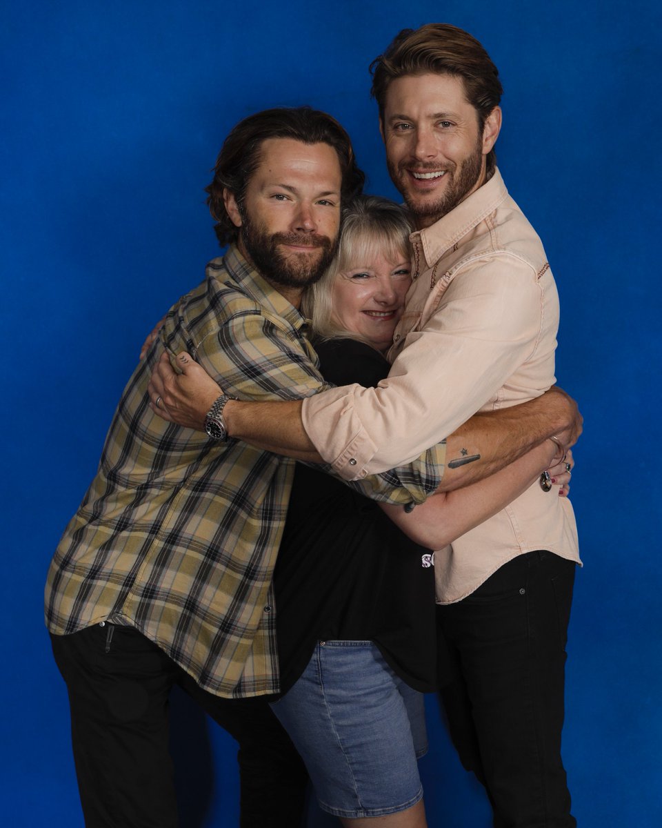 SherryJ2M's tweet photo. #SPNFamily #JensenAckles
#SPNMinn. 2 Copper Tickets (Sept.8-10). $250 Each or BOTH for $450. 3FULL DAY ADMISSION & SNS Concert too. I have NUMEROUS REFERENCES,THE INVOICES & I AM ATTENDING CON IN SEATB17. Please RT or QRT
#JaredPadalecki #MishaCollins #MarkShepard https://t.co/rkMgnUbkFG