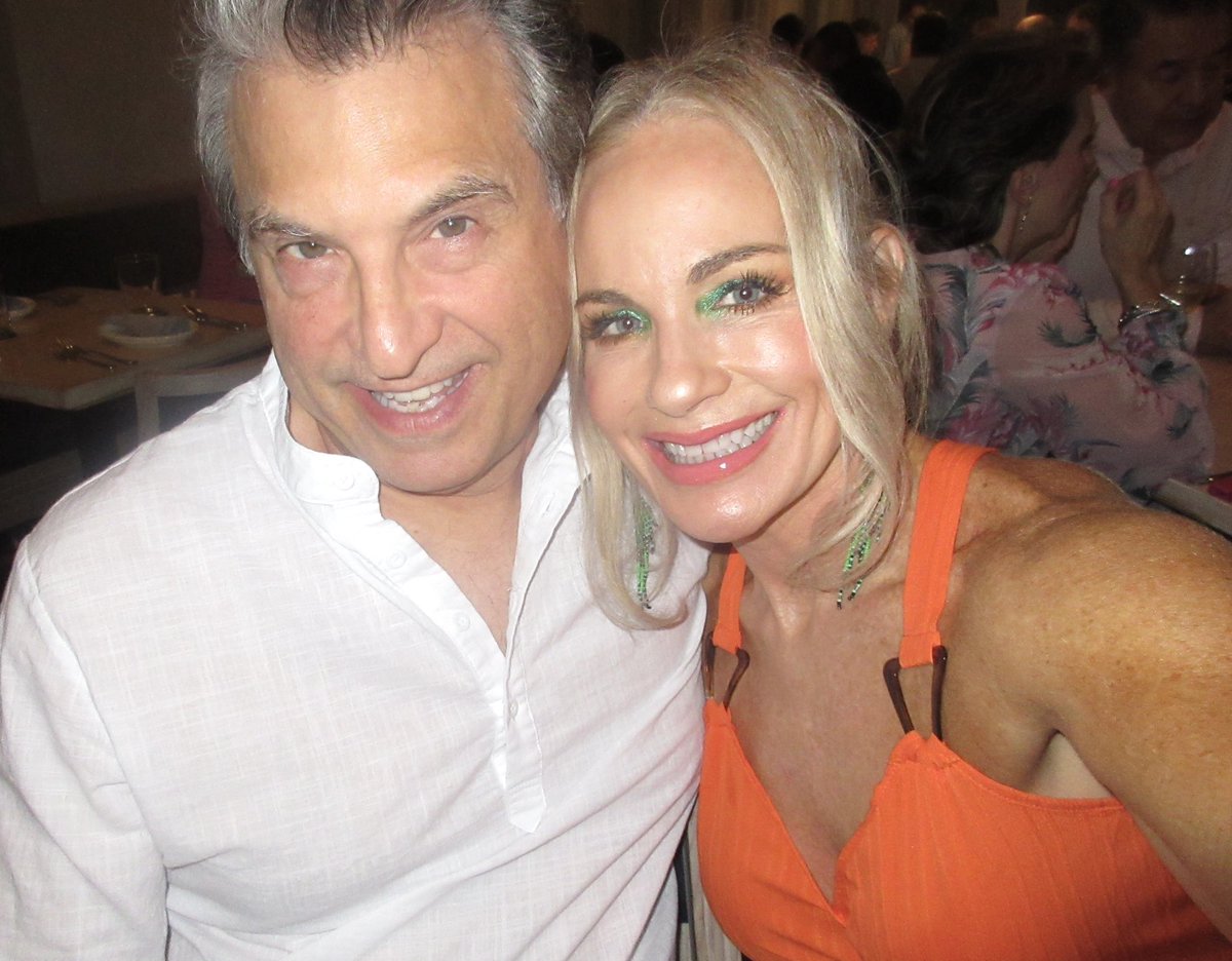 AngelaBoxShow's tweet image. #SomeNights are just that fun! 

#Eunice #Zanti #Friendship