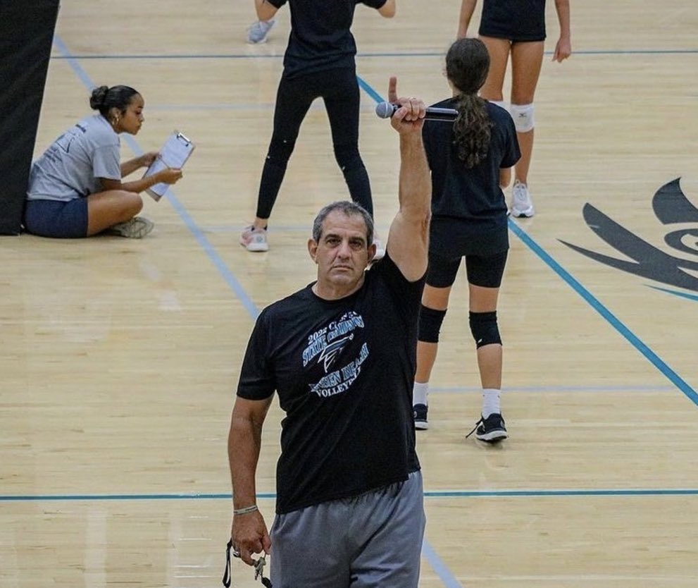 Congratulations Coach Sawtelle! #500WINS <a href="/JBHSFALCONS/">JENSEN BEACH HS</a> <a href="/JBHSAthletics/">JBHS Athletics</a> Great season ahead! Go Lady Falcons❣️
🩵🖤🩶