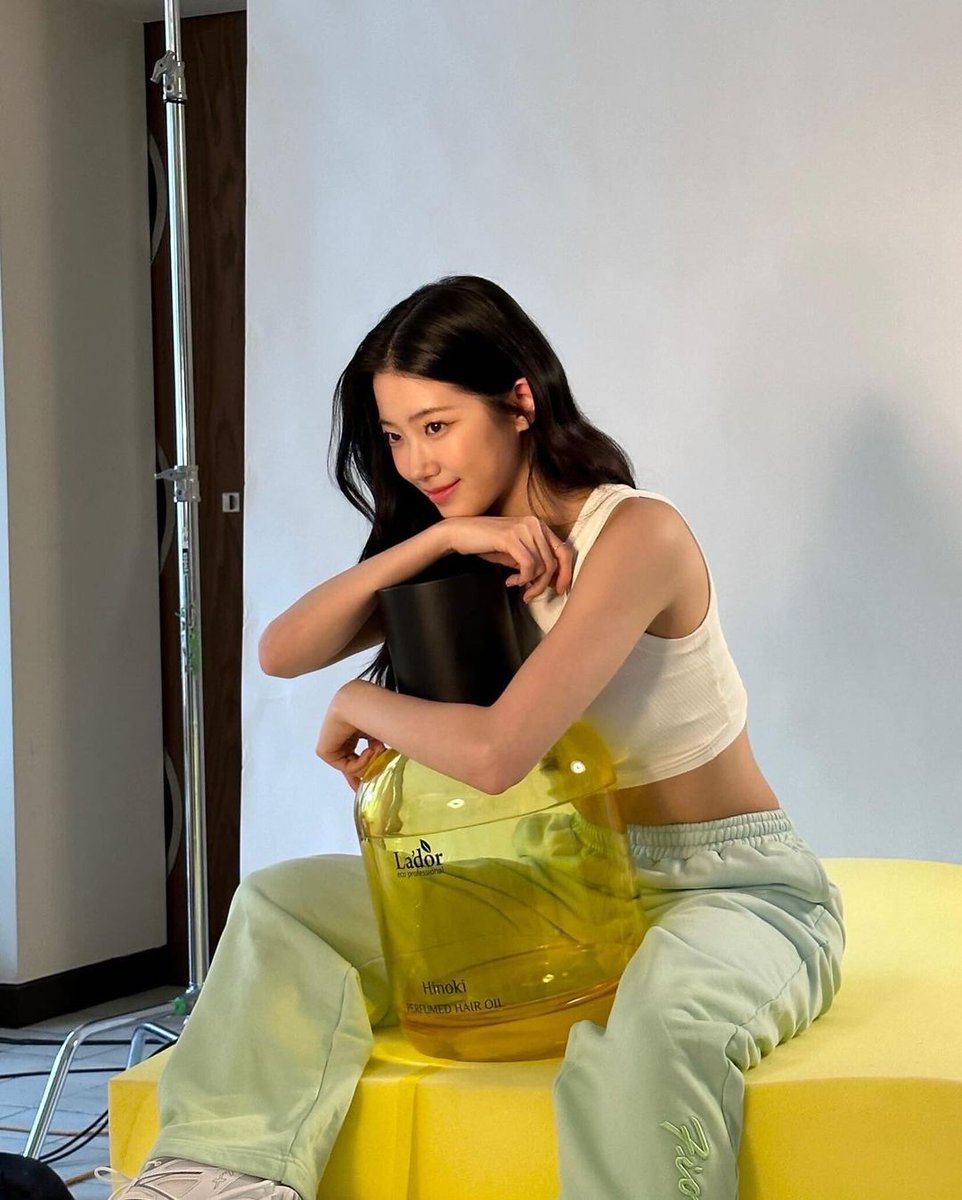 KZHSOURCE's tweet photo. 230902 - kazuha instagram update (1/3)

- lador 💛
@.lador_kr https://t.co/KL9Og0xckI