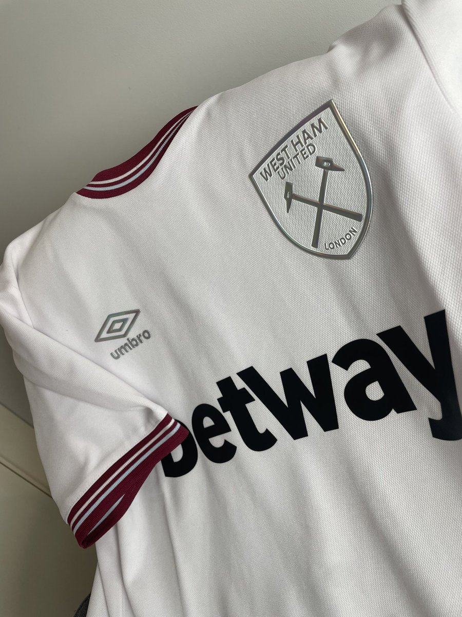 Dan The Kit Collector 👕 tweet media