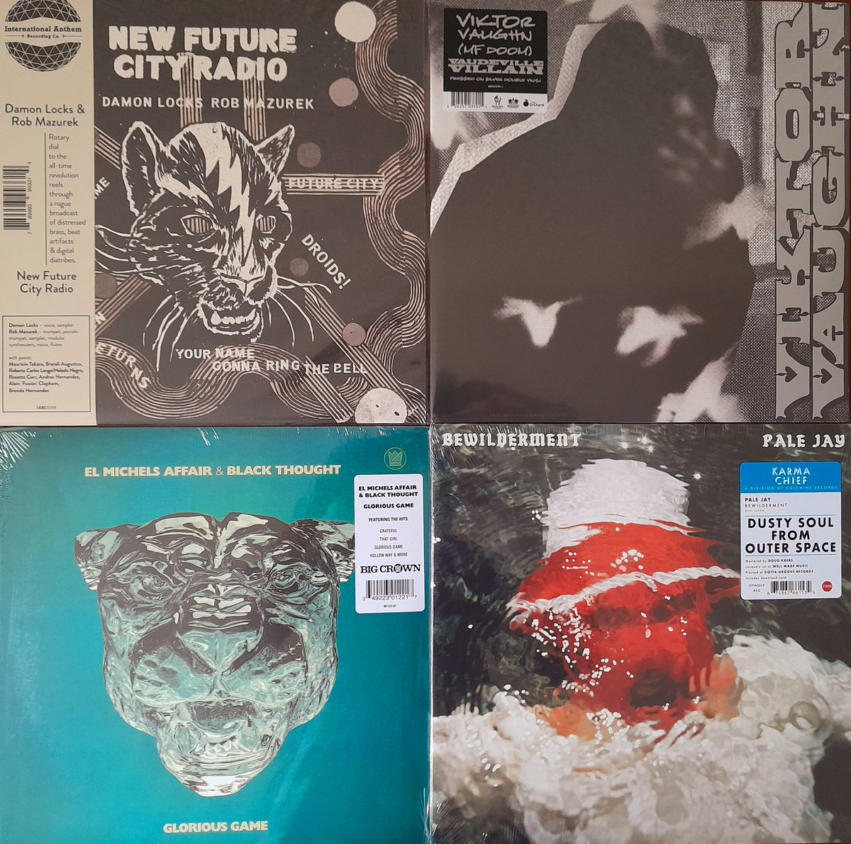 TRecsss's tweet photo. Lucky you! 💫
Estos álbumes recién llegados aparecen en nuestros muebles a las 2pm.
https://t.co/1O00j3pv7l
#tearecs #joydivision #viktorvaughn #davidbowie #girlray #blackmidi https://t.co/y9uRJiUDIZ