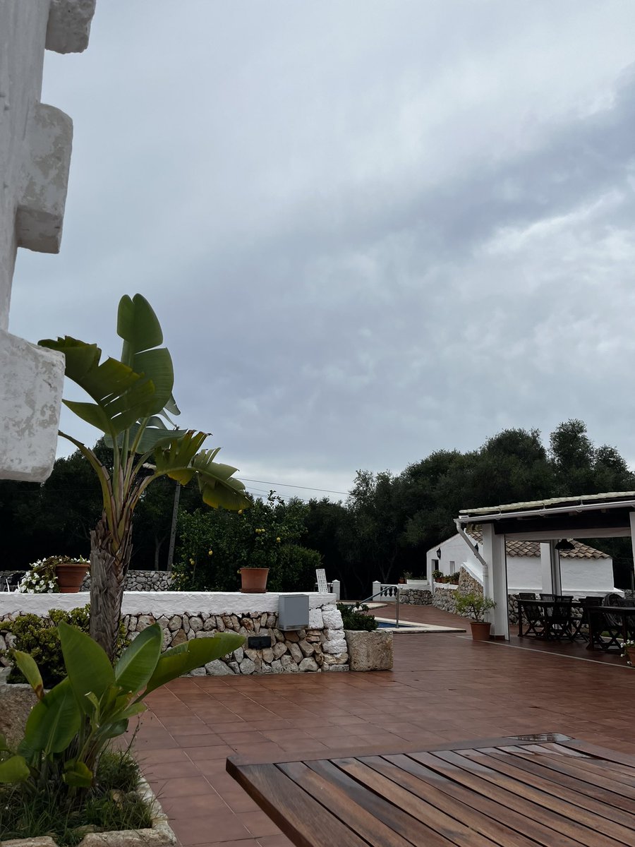 BeitaBD's tweet photo. Después de la tormenta, whatever you want. https://t.co/CHexNU9sTz