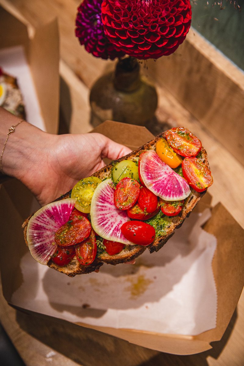 Chelsea Market tweet media