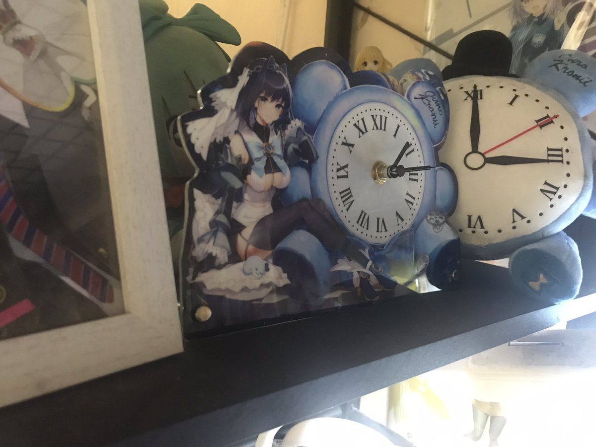 K___C___H's tweet image. 撮ってから2日くらい忙しくて上げ忘れてたけど誕生日グッズ届いた！
クロニーデビュー2周年おめでとう！

#KRO2