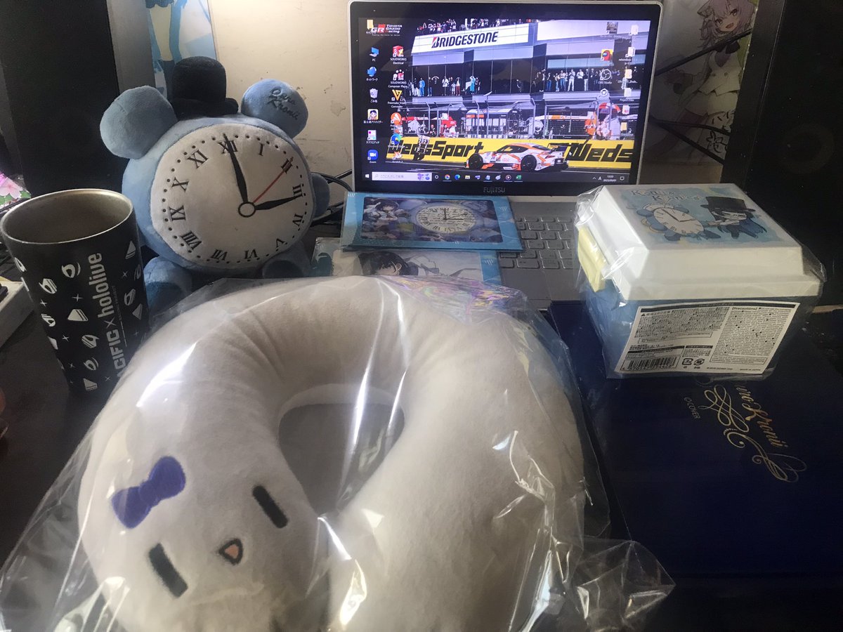 K___C___H's tweet image. 撮ってから2日くらい忙しくて上げ忘れてたけど誕生日グッズ届いた！
クロニーデビュー2周年おめでとう！

#KRO2