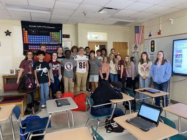 hchscolonelcrew's tweet photo. #bekind365 Let’s Make kindness the norm! Check out our kindness calendar and post pics with the hashtag including @HCHSColonels @J_Renaissance 
Let’s go Henderson County Schools! Lead the Kindness Charge 
@HCSDrLawson https://t.co/P35d2QHtFh