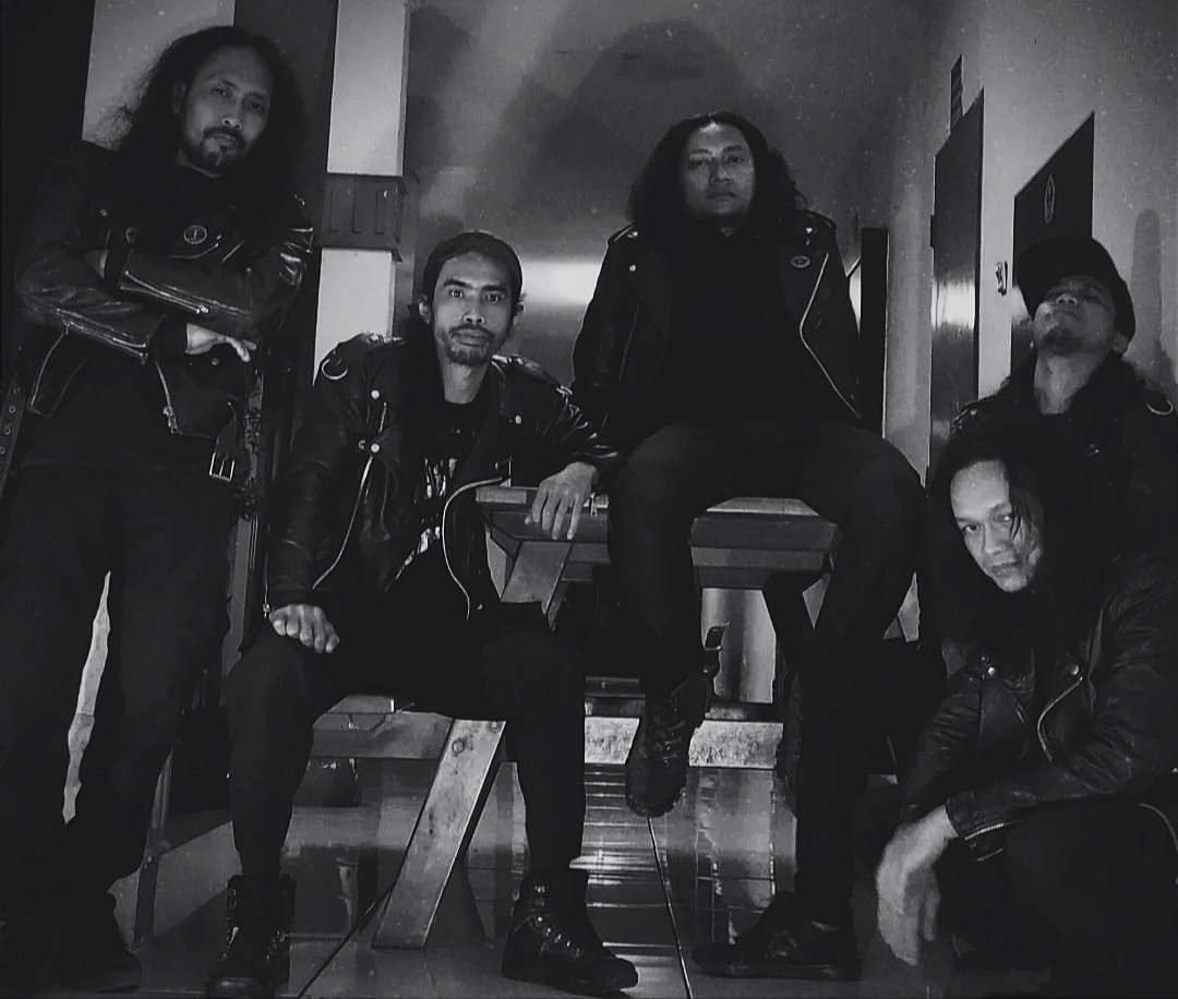 See you!

4/9/2023 @blablaradiospace 
22/9/2023 <a href="/pestapora/">Pesta Pora</a> @yesnowavemusic
23/9/2023 @doomsday_open_air 

#ensembletikoro