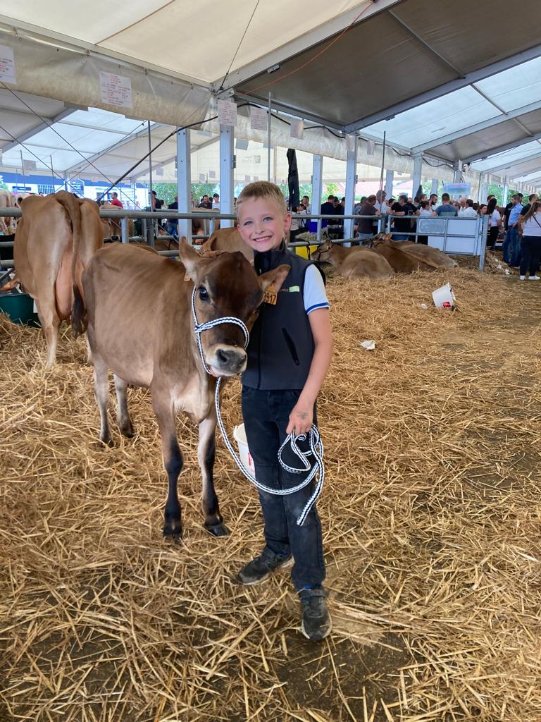 La relève est assurée au #festielevage de Chemillé en Anjou.
