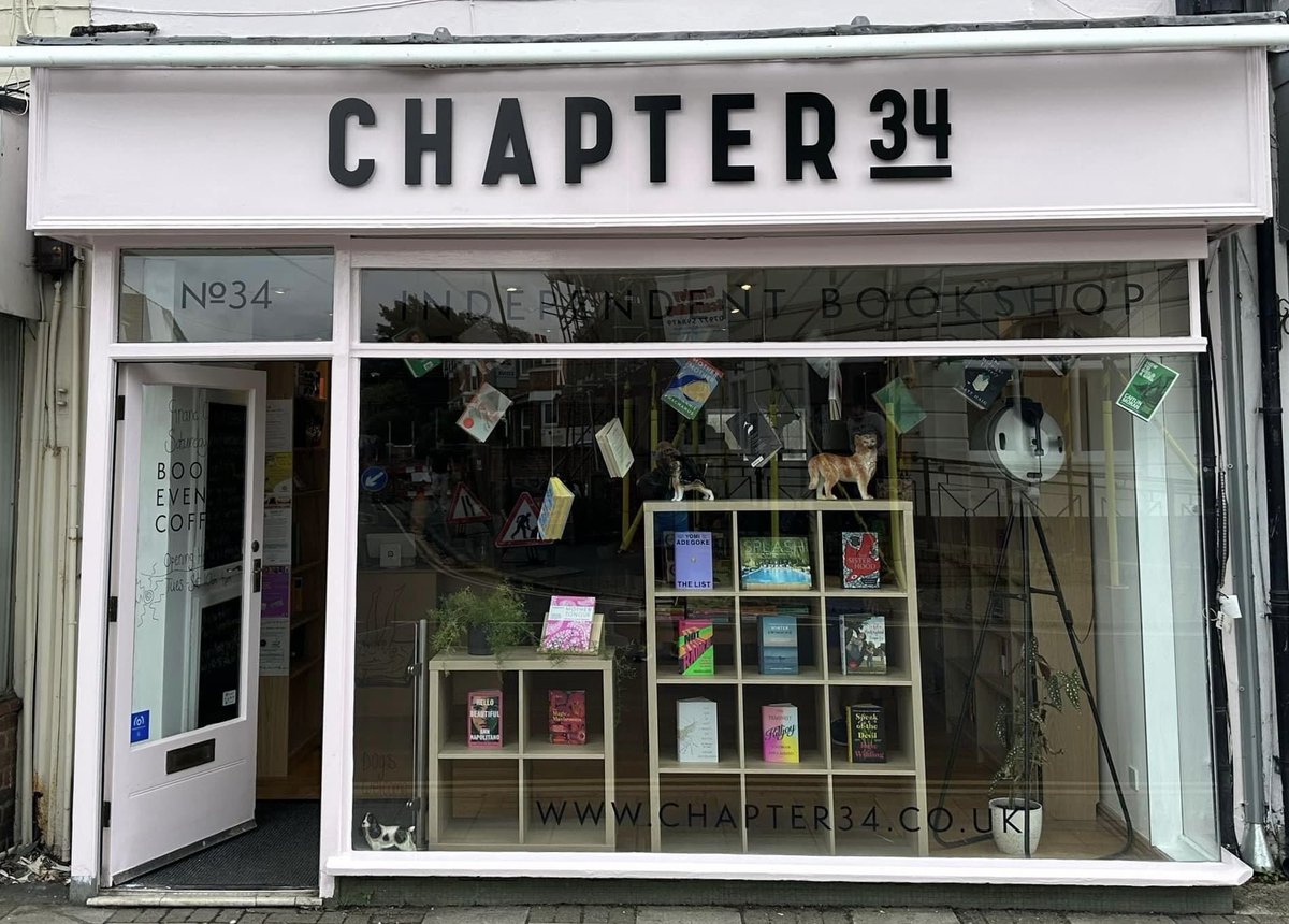 read_it_kids's tweet photo. Read It! Children’s Book Club starts 31.10.23 at Shoreham’s new independent bookshop, Chapter 34. A place for children who love books and reading to come together to read, discuss &amp; engage in fun book-related activities. Run by @mrsmferrier an experienced primary school teacher. https://t.co/dGiW6BeEU7