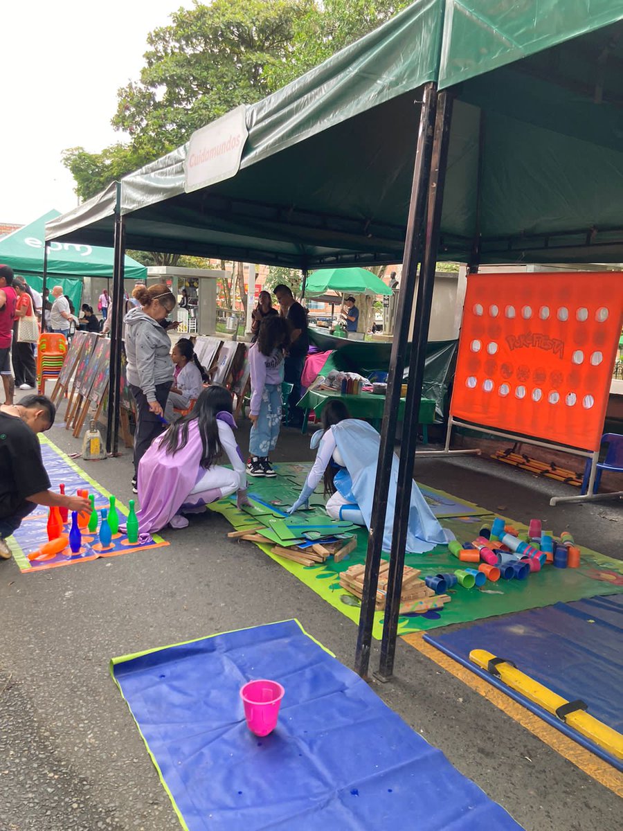 EPMestamosahi's tweet photo. Si vives en el barrio Villa Hermosa, en el centro oriente de Medellín, ven al parque principal y compartamos juntos un nuevo #DiaDelCliente. Tenemos muchas actividades divertidas para toda la familia, ¡Te esperamos! https://t.co/ix7JtaJt02