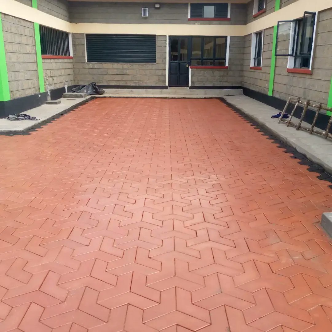 CabropexKenya's tweet photo. 𝗜𝗺𝗽𝗿𝗲𝘀𝘀𝗶𝘃𝗲 𝗖𝗮𝗯𝗿𝗼 𝗣𝗮𝘃𝗲𝗿 𝗜𝗻𝘀𝘁𝗮𝗹𝗹𝗮𝘁𝗶𝗼𝗻𝘀 𝗯𝘆 𝗖𝗮𝗯𝗿𝗼𝗽𝗲𝘅 𝗞𝗲𝗻𝘆𝗮 𝗟𝘁𝗱
Concrete Cabro pavers are one of your best choices for a new /replacement of driveway/pathway/compound if your goals are design versatility, durability &amp; easy maintenance https://t.co/z3ubKC8N8E