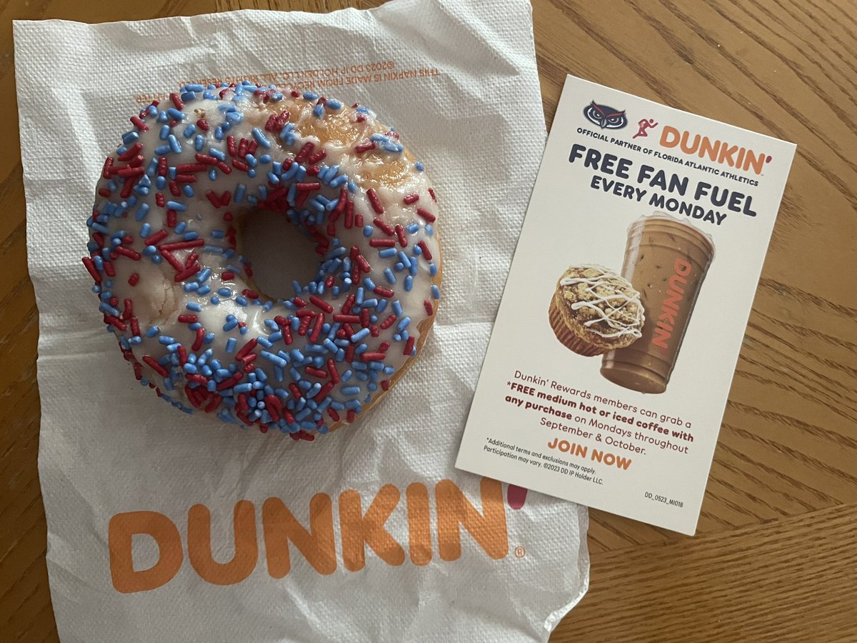Let’s go OWLS!! Got excited at <a href="/dunkindonuts/">Dunkin'</a> when I saw <a href="/FAUAthletics/">Winning In Paradise #WIP🏝️</a> donuts 🍩this morning! Game Day <a href="/FAUFootball/">Florida Atlantic Football</a> -Let’s Go!!! 💙♥️🏈🦉 <a href="/FAUAlumni/">Florida Atlantic Alumni 🦉</a> <a href="/FAUAthletics/">Winning In Paradise #WIP🏝️</a> <a href="/WinningAngle/">WinningAngle</a>