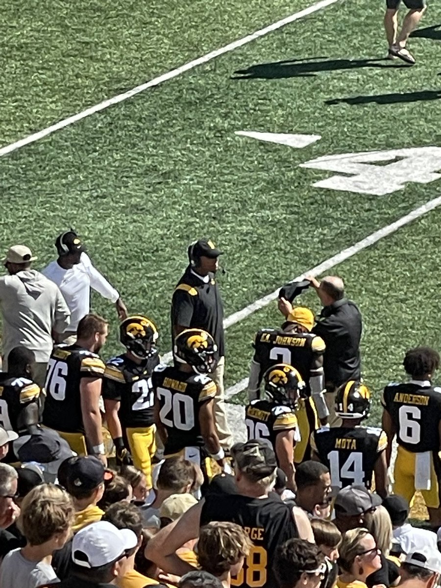 CoachAndySims's tweet photo. My former TE #20 Dayton Howard dressed in Iowa’s home opener as a true freshman!! @DaytonHoward4 @PHTrojansFB https://t.co/8oRsF6K797