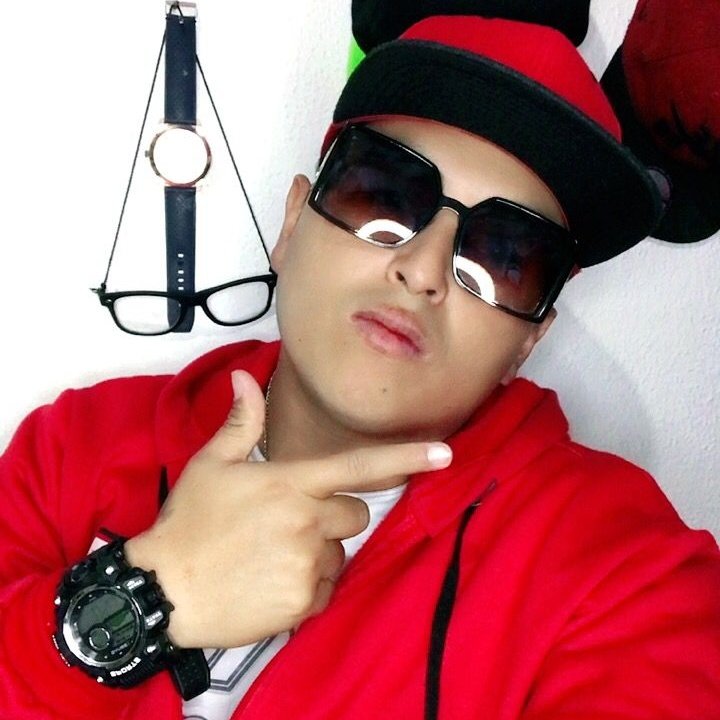 manny lobo tweet media