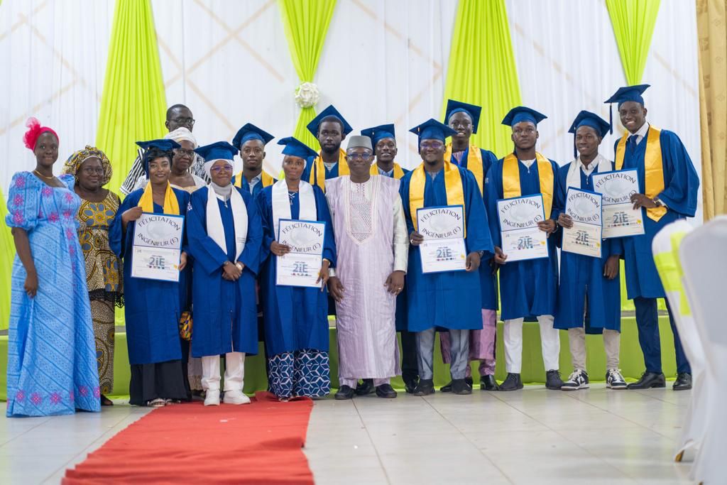 Institut_2iE's tweet photo. #Institut2iE #JPEM
2. Bravo à l’ AESM 2IE : Association des Etudiants et Stagiaires Maliens de 2IE pour l'organisation et belle carrière aux diplômés! https://t.co/2Xj8mibWso
