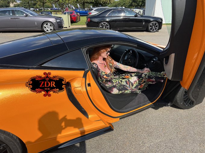Had a fantastic day at @SalonPriveUK with the @SCCPrivateClub 😀 got to test drive the new @McLarenAuto<a class="tags" target="_blank" title="On Twitter" href="/?out=eyJ0eXAiOiJKV1QiLCJhbGciOiJIUzUxMiJ9.eyJpYXQiOjE3MjI1NjgzMTAsImlzcyI6InR3cG9ybnN0YXJzLmNvbSIsIm5iZiI6MTcyMjU2ODMxMCwiZXhwIjoxNzU0MTA0MzEwLCJyZWRpcmVjdF91cmwiOiJodHRwczovL3R3aXR0ZXIuY29tL1NhbG9uUHJpdmVVSyJ9.jWHDtkdVpc2Jrm6CkEDUN5hyCejlbt6F03zILXGc2oMWUcBE2LzYFgC_wnrA-7Lfs6iWrZJrOcpugXFIo4q-XA">@SalonPriveUK</a><a href="/tag/mclaren"class="tags"><span>#mclaren</span></a><a href="/tag/lamborghini"class="tags"><span>#lamborghini</span></a><a href="/tag/supercars"class="tags"><span>#supercars</span></a><a href="/tag/zaradurose"class="tags"><span>#zaradurose</span></a><a href="/tag/salonpriv%C3%A9"class="tags"><span>#salonpriv&eacute;</span></a>