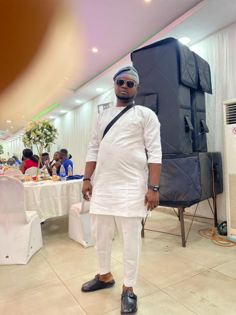 holuwafemi_002's tweet image. Saturdays are for Owambe🥰🥃

📸 @Holuwatosin744