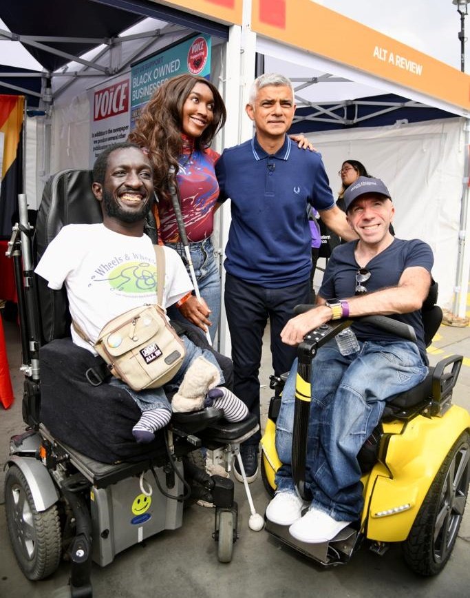 Sadiq Khan tweet media