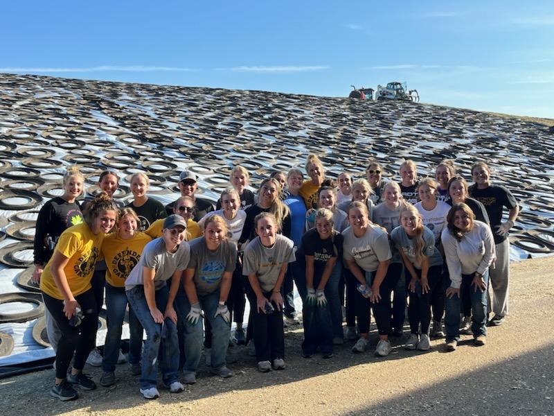 Dordt Softball tweet media