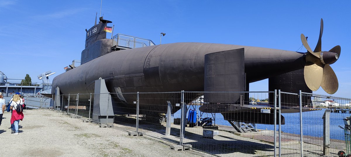 _sappie_'s tweet photo. @SovietWomble been to wilhelmshaven last week. Thought you might like these pictures. https://t.co/UVsCUGLUGU