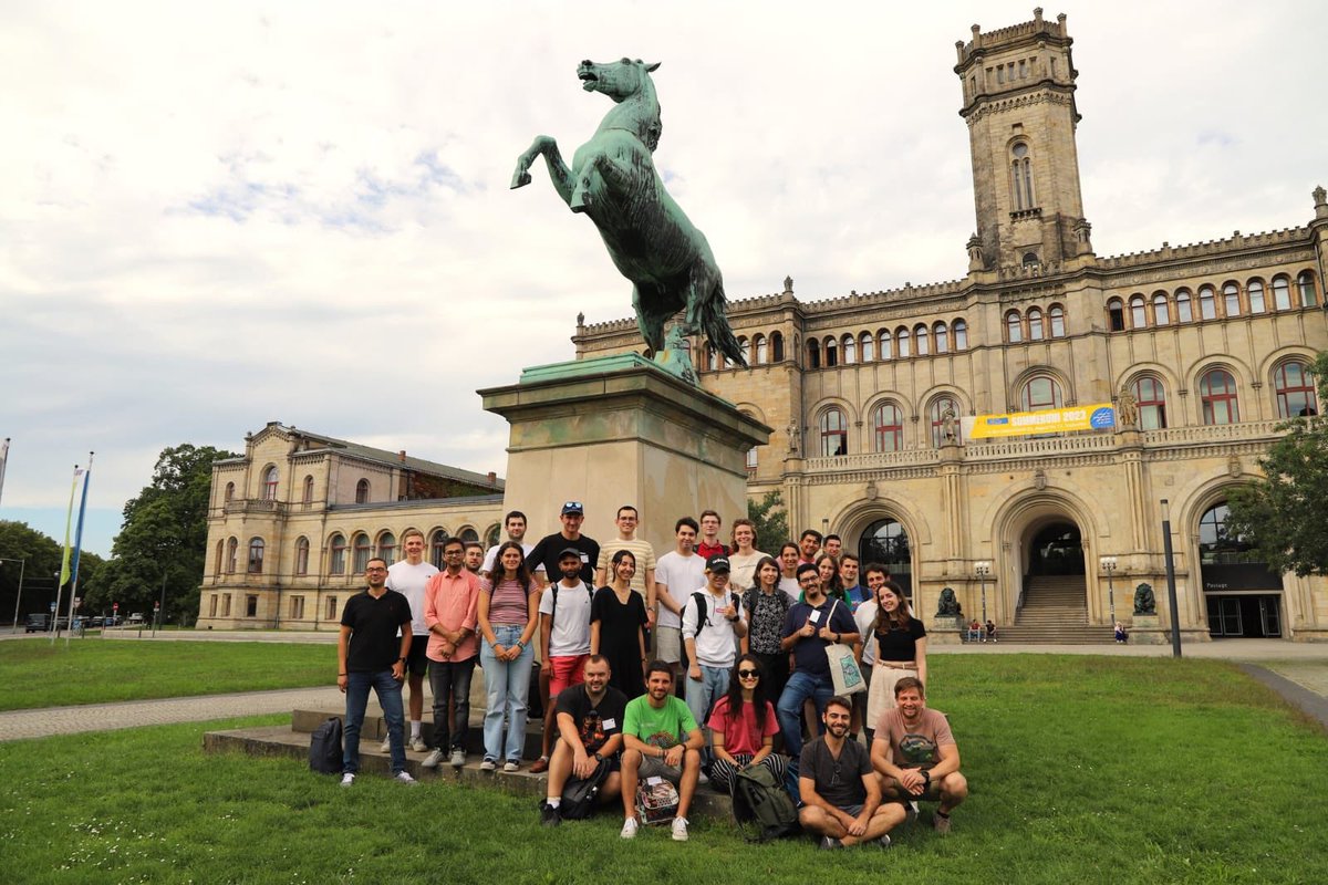 QuantumTechLab's tweet photo. Nuestro estudiante Guillermo Alejandro Pérez Lobato participó en la escuela de verano DQ Mat sobre aplicaciones de átomos fríos e iones en sensores y metrología, en la @UniHannover, del 20 al 25 de Agosto. #OrgulloCinvestav https://t.co/VRDpzoNTje