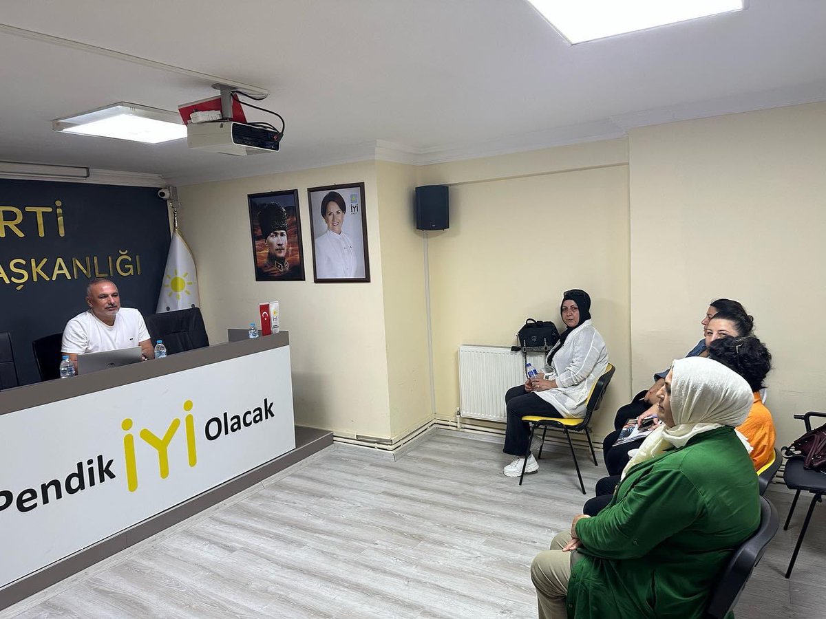 pendikiyiparti's tweet photo. İlçe Bşk. Süleyman Turan liderliğinde, Pendik Bld. Meclis Üyemiz Yılmaz Saraç’ın katılımıyla İlçe Divan Kurulu Toplantımızı gerçekleştirdik. 

Yerel Yönetimlerden Sorumlu İlçe Bşk. Yrd. Turgay Yılgın’ın, Pendik Bld. Meclis Üyeliğini tebrik eder, ilçemize hayırlı olmasını dileriz. https://t.co/usa6BoVYFr