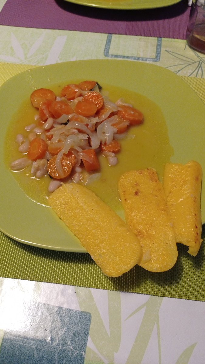 Carrots and polenta.
#foodphotography #foodlover #inspirationalmoments