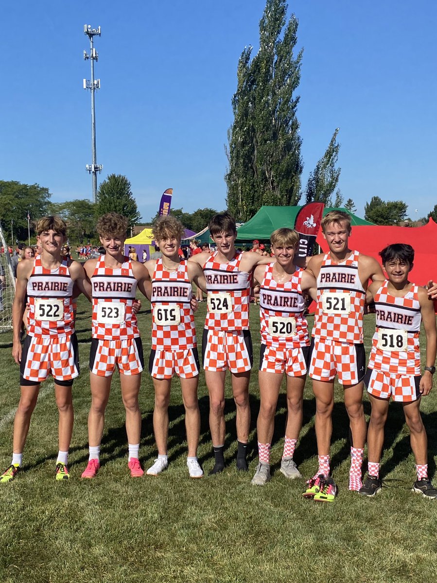 Varsity Boys grab a 6th place team finish!

Nick Lee leads the way again with a top 10 finish! A strong 2-7 pack followed! 

Great job guys!