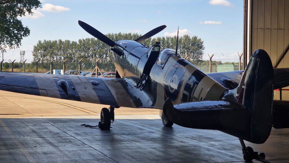 RAFBBMF's tweet photo. Itβs been a busy day for the home team back at RAF Coningsby as AB910 took to the skies today for some more flypasts!
πΈ Luke Barratt
#spitfire #AB910 #flypasts @RAFConingsby https://t.co/lSnDQ2EkWE