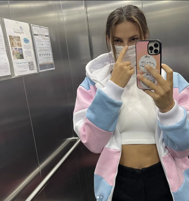 Sanela72373368's tweet image. vote.breaktudoawards.com/vote/fandom-na… Loveeeeeeeeee Dayane 

#Mellos #DayaneMello #BreakTudoAwards