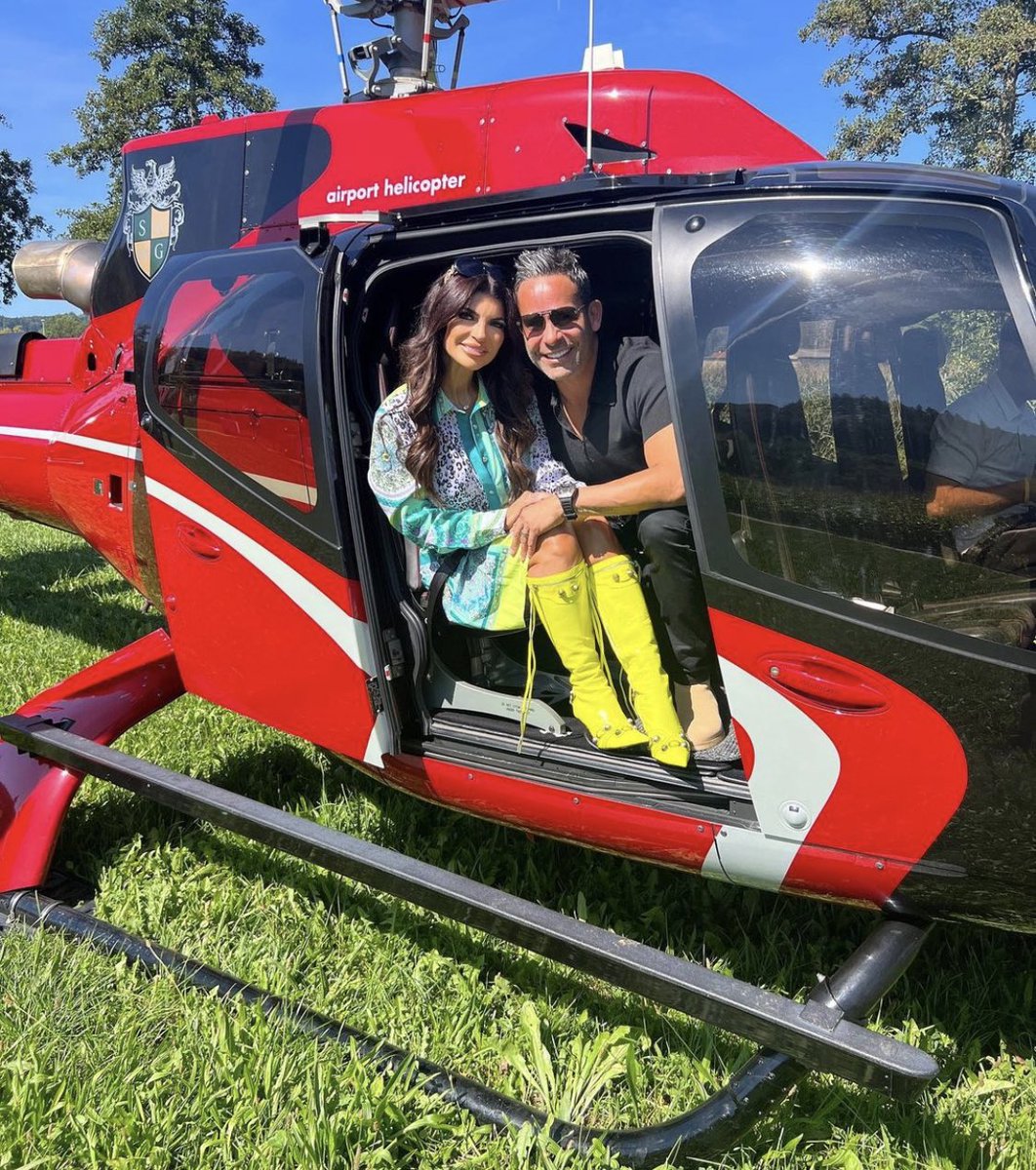 LoveeeeReality's tweet photo. Teresa Giudice and Louie Ruelas vacationing in Switzerland 🇨🇭 #RHONJ https://t.co/I1DNsz19l8