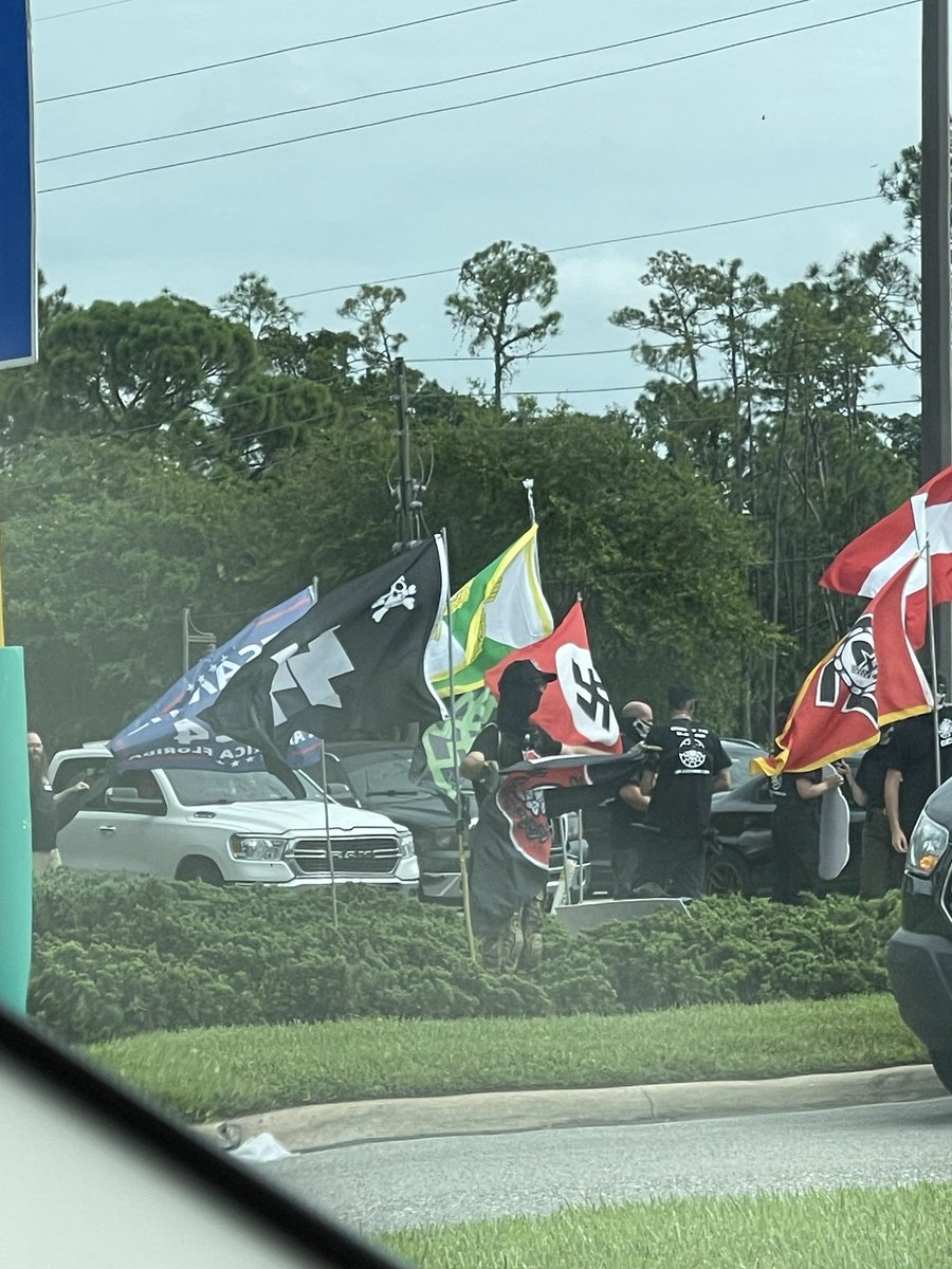 Lesley Abravanel 🪩 tweet media