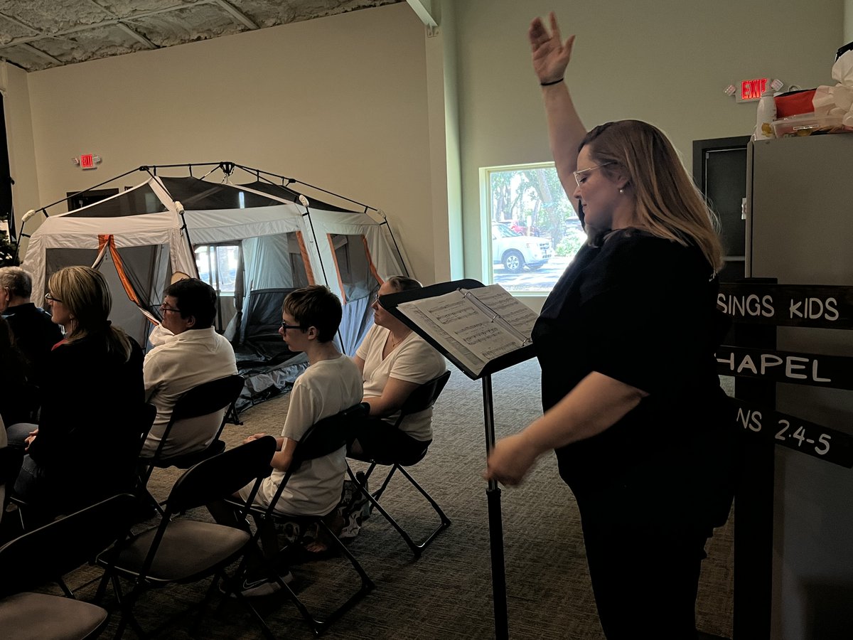 A pic from the recent premiere of Gideon and the Blundersnorp JUNIOR, the all-new edition of the musical for younger performers!     

Image courtesy of Creative Movement Practices.