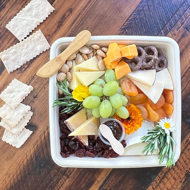 Happy Labor Day Weekend!! Don't forget to pick up your pre-packaged platters for your weekend picnics from <a href="/venissimo/">DIVINE</a> ! 

They will be closed on Monday 9/4 for the Labor Day and NPMS offices will be closed as well. 

#HappyLaborDay