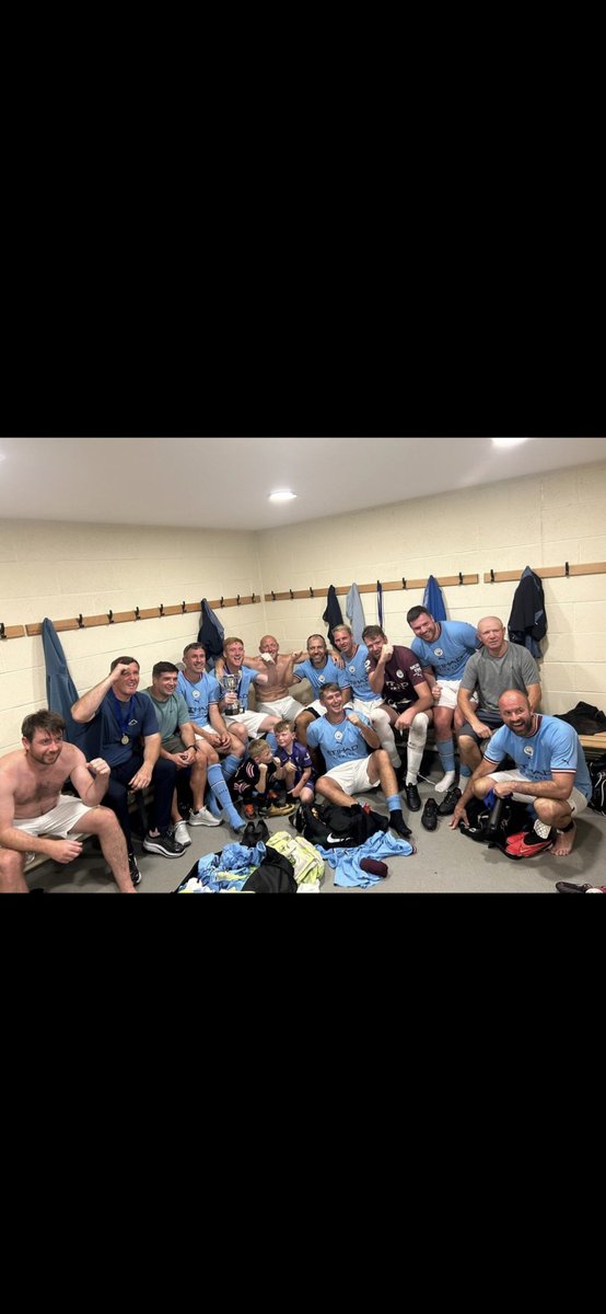 Good start to the season, Neva give in these lads arvfc 🖤🤍🖤🤍