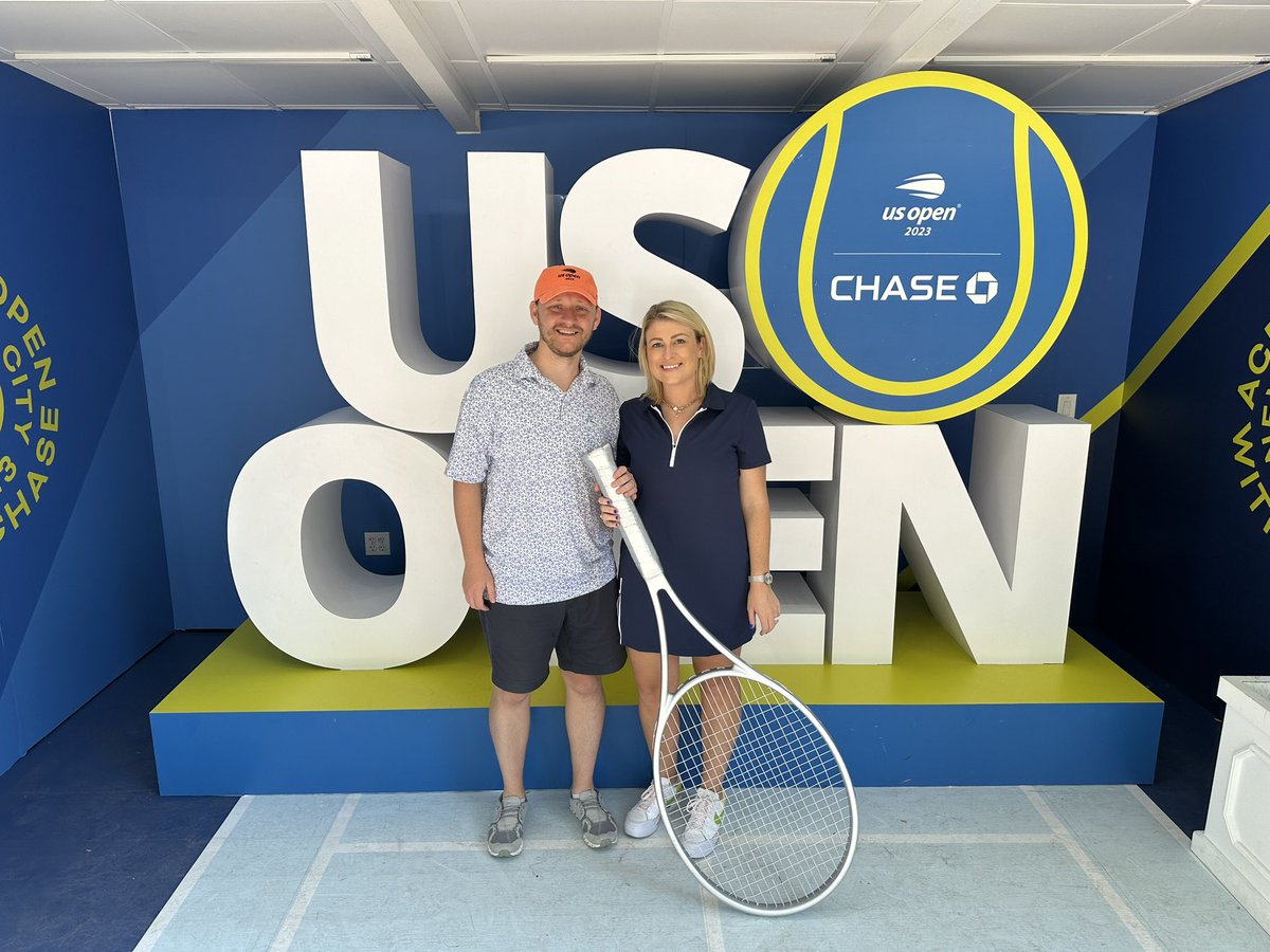 JLLadner's tweet photo. Had an absolute incredible time with @CoachLadner13 at the @usopen yesterday! Talk about some great tennis at an incredible venue. 3of4 Grand Slams we have now visited. NYC doesn’t disappoint either! 🌃 https://t.co/m64HmbLRRg