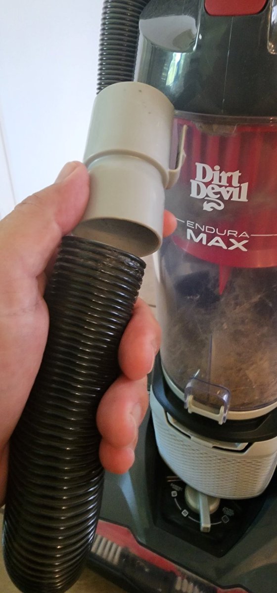 darik_anderson's tweet image. Entry level @DirtDevil vacuum. Maybe 5 uses from it when the adhesive attaching the hose to the connector said &quot;Nope, no more!&quot;
#getwhatyoupayfor