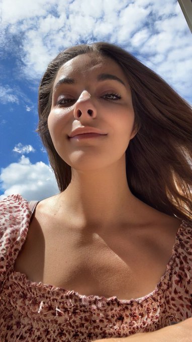 Greetings! 😎 https://t.co/ND0HoL8aY9