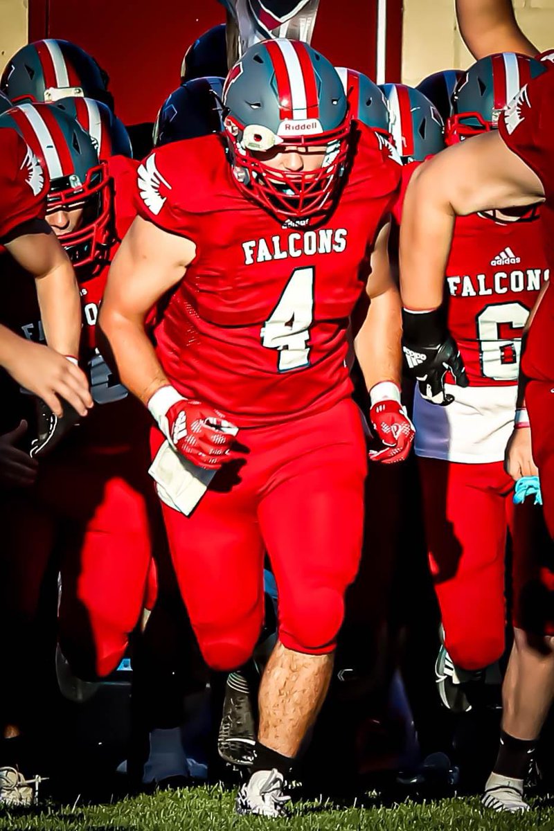 O line was killing it last night, ended up with 162 yards rushing on 21 attempts and 2 rushing tds. Also had 2 receptions for 61 yards and one receiving td. Go falcons🔥