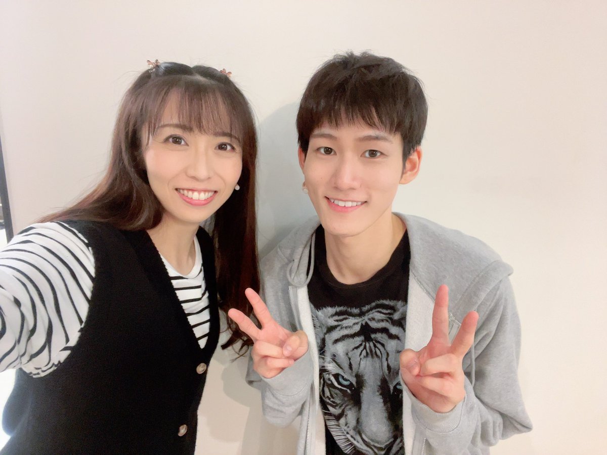 SakikoShibasaki's tweet photo. #ミュージカルヴィンチェンツォ 
お写真えいやー！一言を添えて…。

◆チャン・ジュヌ役　上田堪大くん
実は同い年✨心強き存在でした。そして、彼のジュヌ、最高でしたね☺️…この顔はジュヌ顔…？笑

◆チャン・ハンソ役　竹内將人くん
ずばり、將人くんだからこそ、のハンソ！と言っても過言ではない！

◆チェシン僧侶役　高山裕生くん
実はクムガプラザ以外でも、あるシーンのリフトでお世話になったゆい…。リフト…お気付きになった方はおられるだろうか…🤣

◆レリー・カン役　伊東征哉くん
まず、振付前の段階での彼のフリーのダンスを見て『かっこよ!』と思いまして👀その上しっかり者で…沢山お世話になりました😭✨