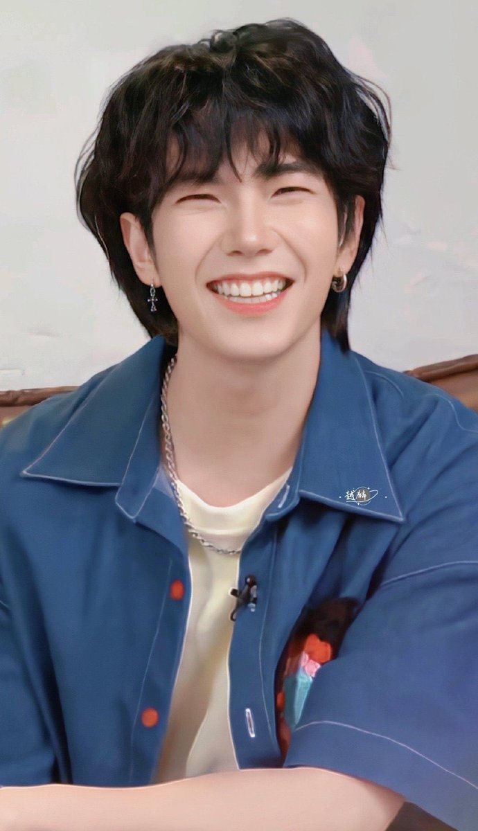 Reipersecutoria's tweet photo. All the luve dear 💙🫂
Here a smiley BiuBiu for you 💙🌻
#BuildInMyWorld
#BuildJakapan https://t.co/4huNmr7DqW