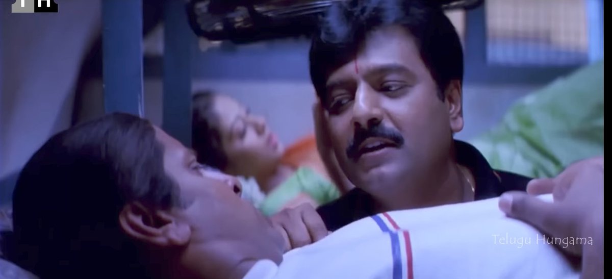 Kettavan__Memes's tweet photo. ~ Kailaila online varuven, #Thalapathy'oda Pic vanthurukanum @vp_offl sirrrrr 😂 #Thalapathy68. https://t.co/kffRM3Qx8u