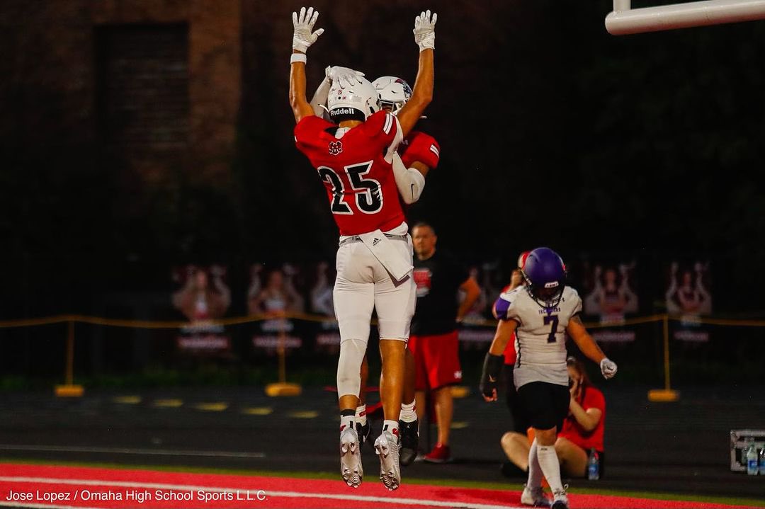 OmahaHSFootball's tweet photo. IN PICTURES: Top-ranked Omaha Westside continues to dominate as they defeat Grand Island 45-0. 🏈📸 #NebPreps https://t.co/amdbm6LDJo