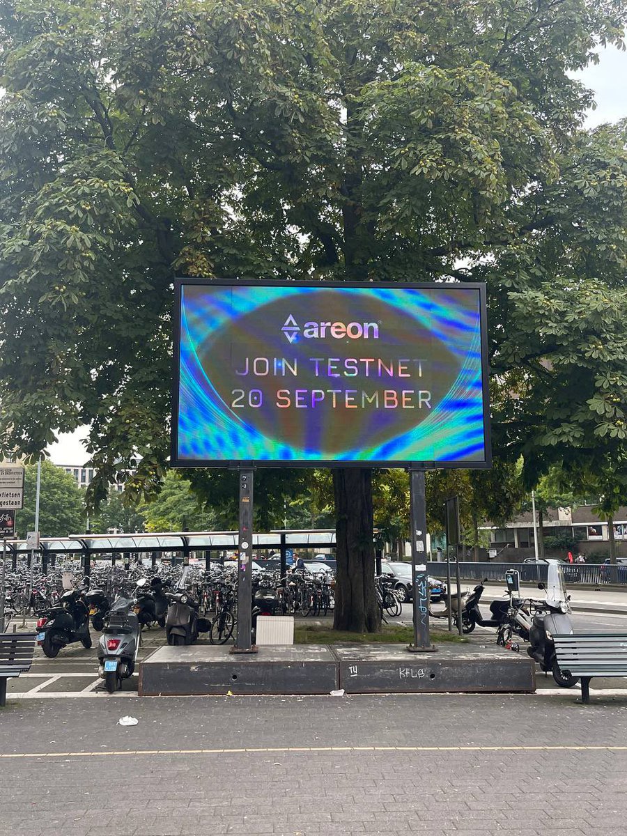 areum_global's tweet photo. Hey Areonites, #WeAreOn Netherlands today! 📌

We want to tell the whole world about our #testnet on September 20! 📣

Can you guess where will Areon be next? 😉 Tell us in the comments below! 👇

And if you find Areon outdoors, make sure to take a pic! 📸 

Because we have a surprise for you! 🎁

#AreonL1 #blockchain #crypto