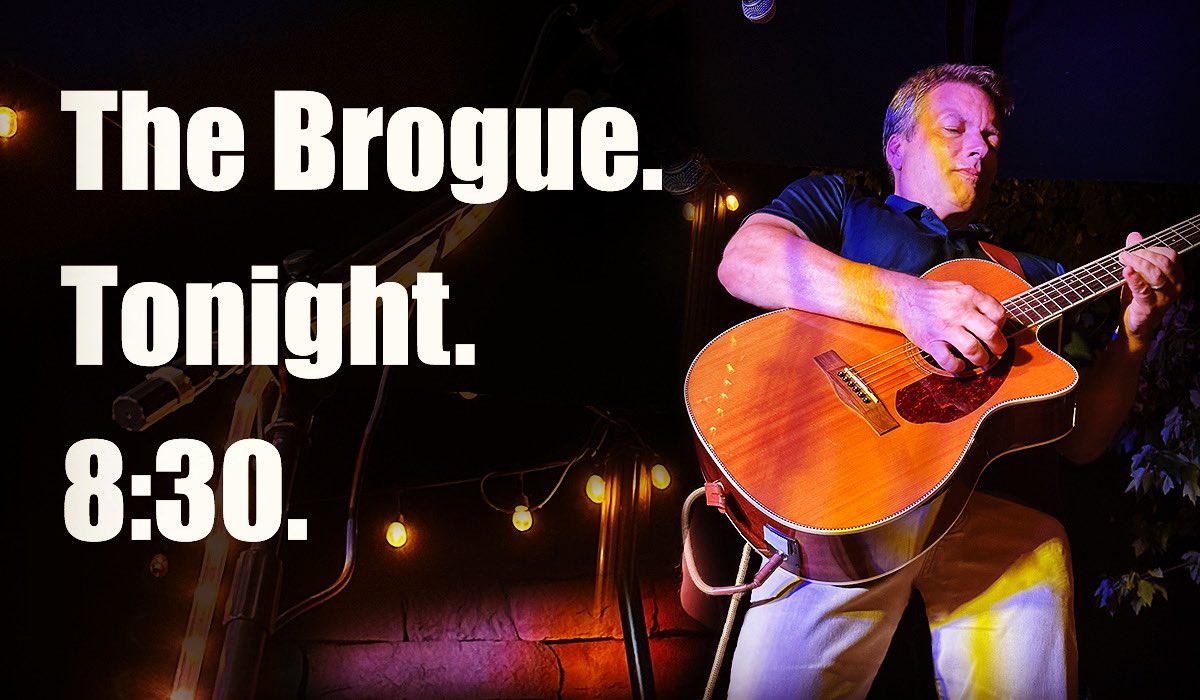 peteleinbach's tweet photo. Let’s do this thing. @OldBrogue #livemusic #rocknroll #lfg https://t.co/KAlEMxac9S