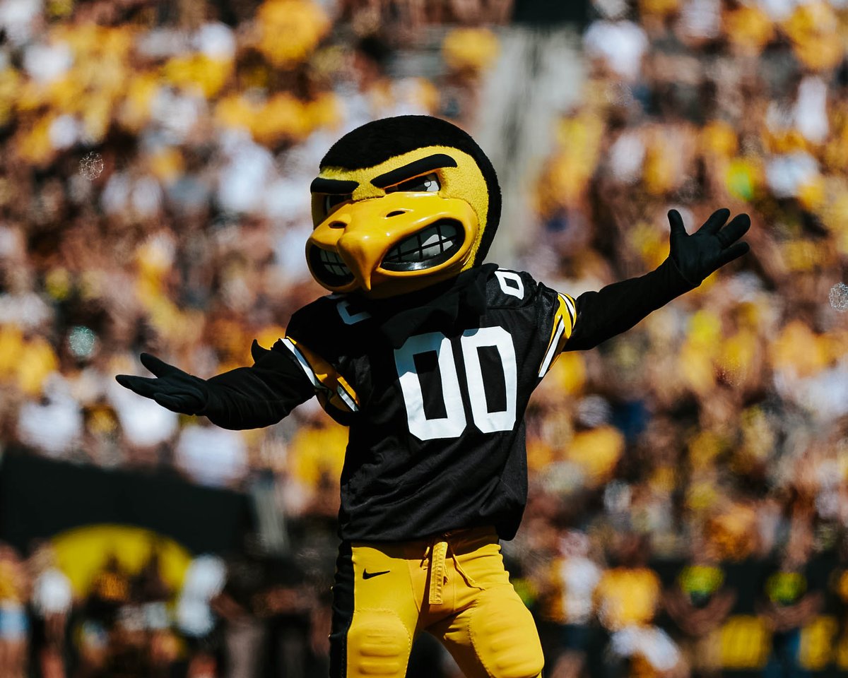 TheIowaHawkeyes's tweet photo. Kinnick Vibes 🤩

#Hawkeyes https://t.co/Snh9FHSxA2