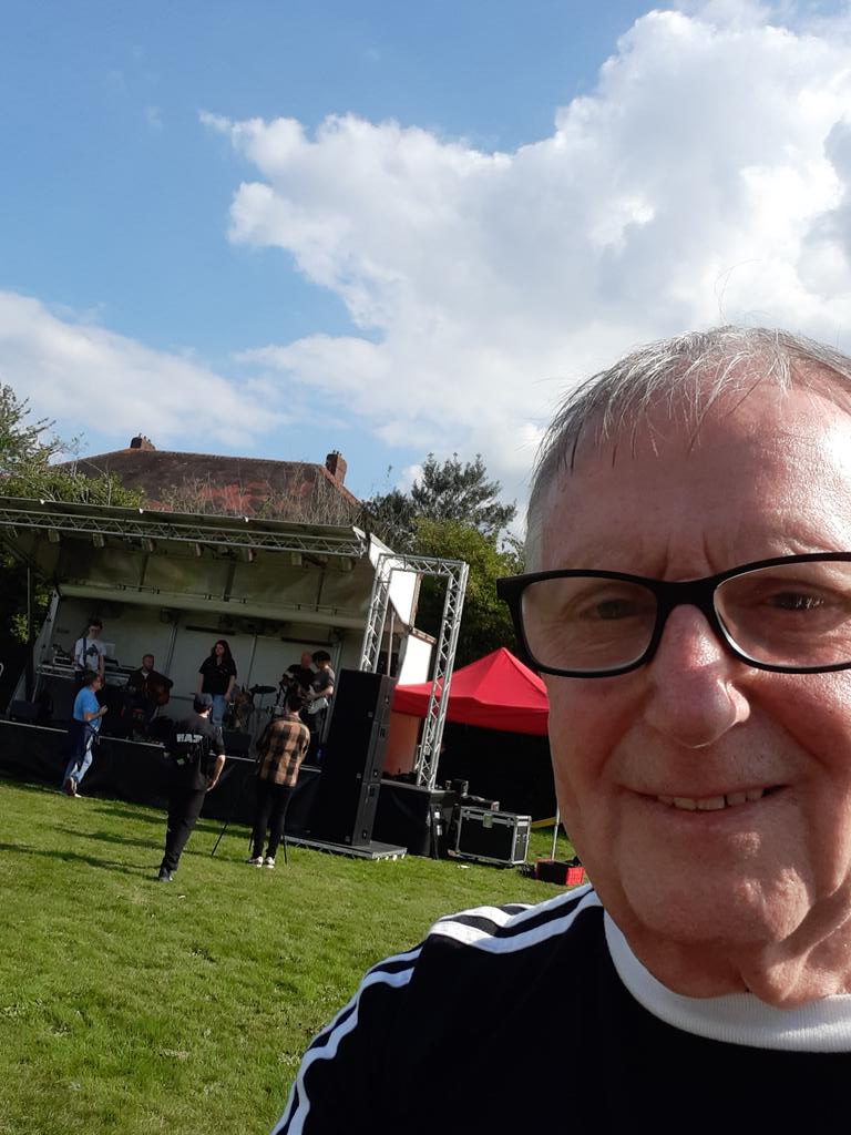 Attended Gorse Hill Studios party in the park. Great event for young people and families, lots of talented youngsters playing on the  stage