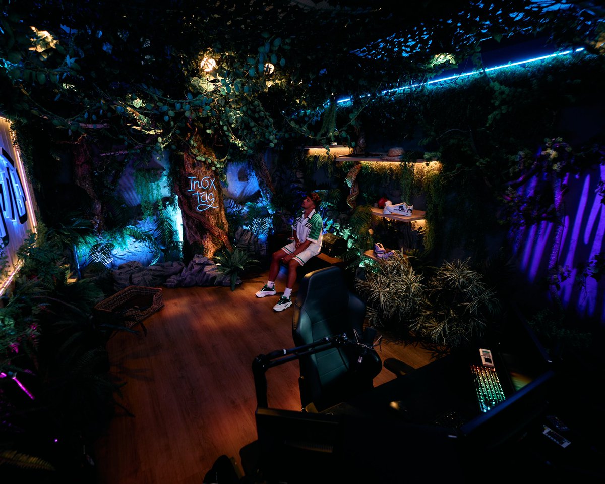 2023, le studio de mes rêves ❤️ Merci c’est grave à vous ! 

Vidéo: youtube.com/watch?v=2u19fm…